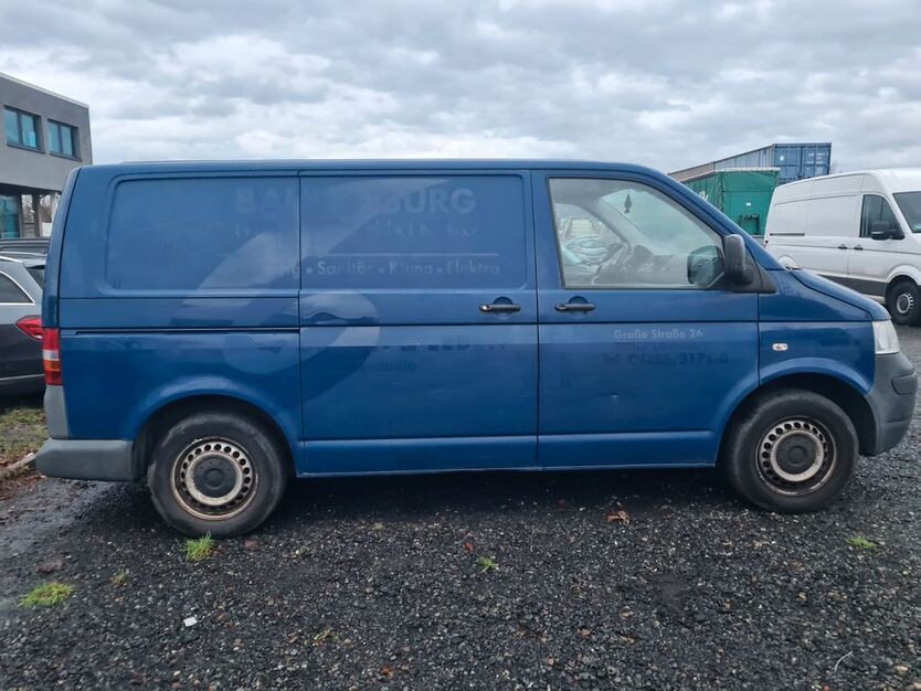 VW T5 Transporter 330.000 km 3.900 € Achim 28832