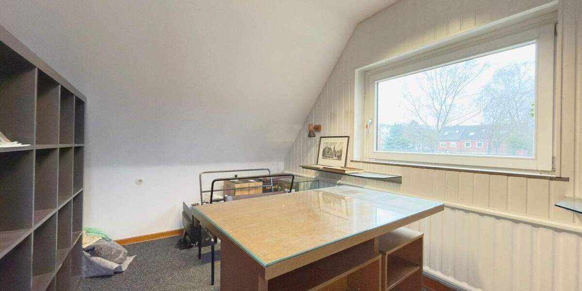 Gewerbeobjekt Bremen Kirchhuchting - 8 Zimmer, 451 m&sup2;, 389.000&euro; | Angebot:25771365