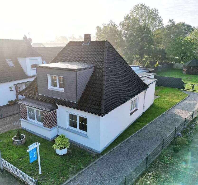 Haus zum Kaufen in Delmenhorst 339.000 € 118 m²