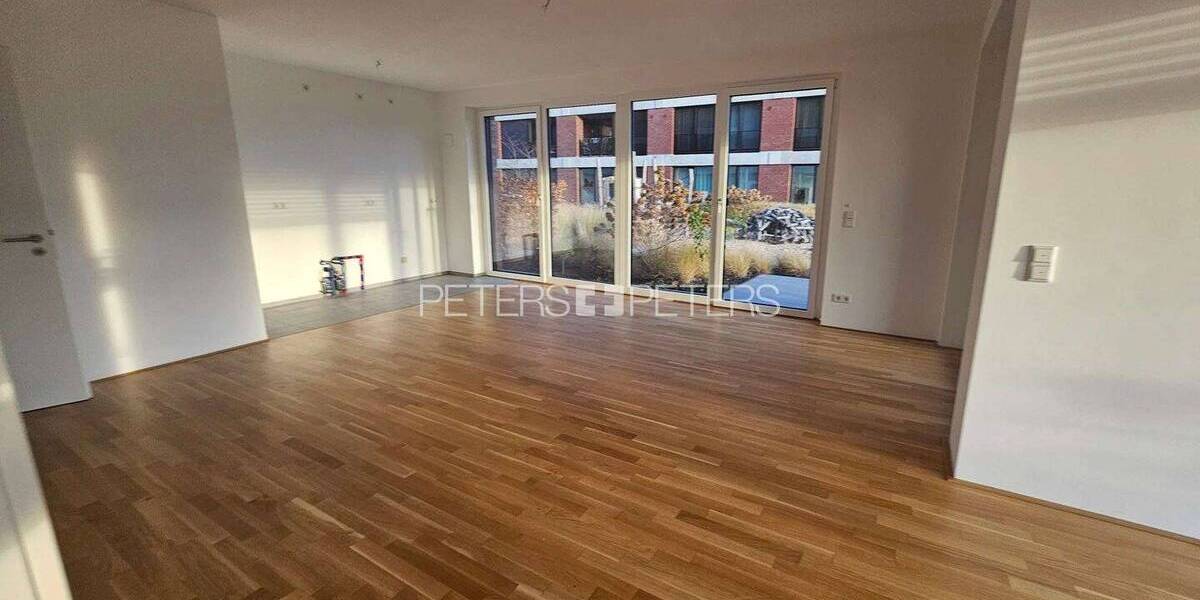 Etagenwohnung Bremen Handelshäfen - 3 Zimmer, 101 m&sup2;, 1.299&euro; | Angebot:26787955