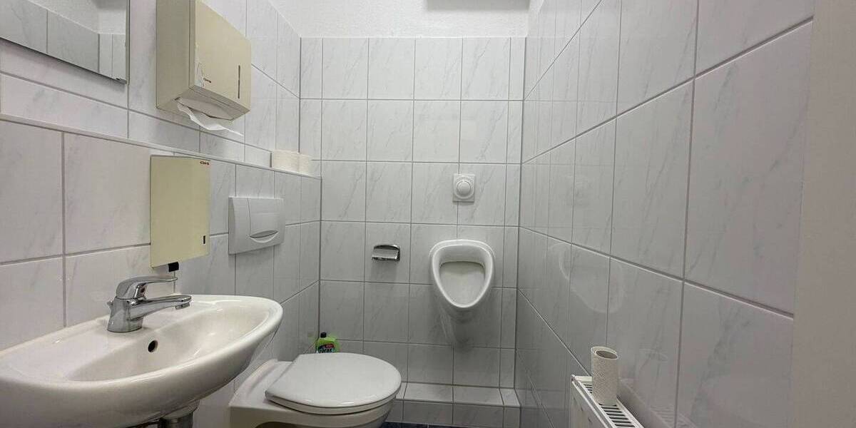 Gewerbeobjekt Stuhr Brinkum - 5 Zimmer, 85 m&sup2;, 750&euro; | Angebot:26703175