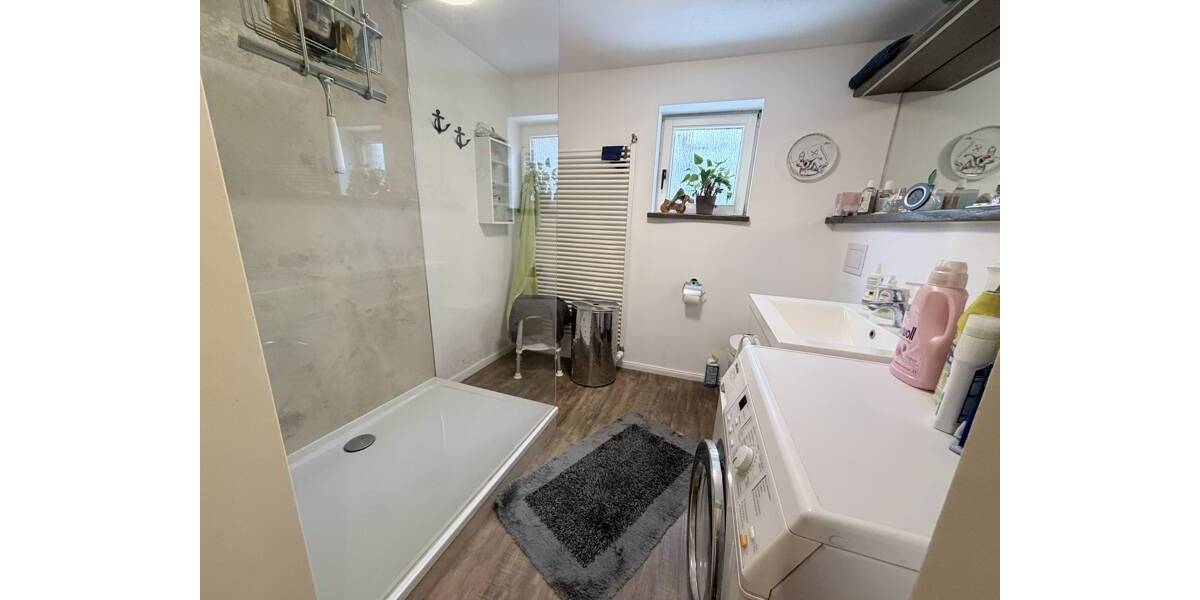 Mehrfamilienhaus, Wohnhaus Bremen / Rekum Rekum - 8 Zimmer, 200 m&sup2;, 329.900&euro; | Angebot:26596413