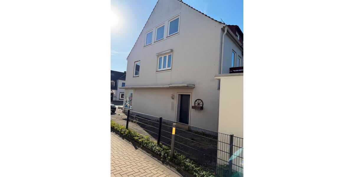 Mehrfamilienhaus, Wohnhaus Bremen Oberneuland - 5 Zimmer, 179 m&sup2;, 450.000&euro; | Angebot:27226313