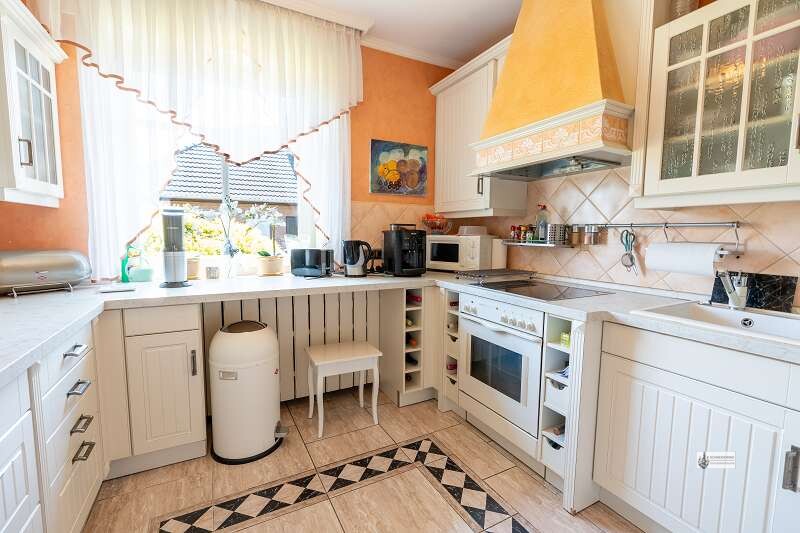 Ein Zuhause zum Verlieben Repräsentatives Einfamilienhaus mit traumhaftem Garten, Wellness + Garage - Einfamilienhaus Syke Heiligenfelde, Niedersachsen | Angebot:27070455