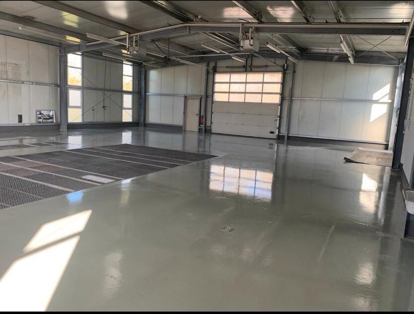 Gewerbe Halle direkt auf A28 HattenBüroWCDusche zimmer