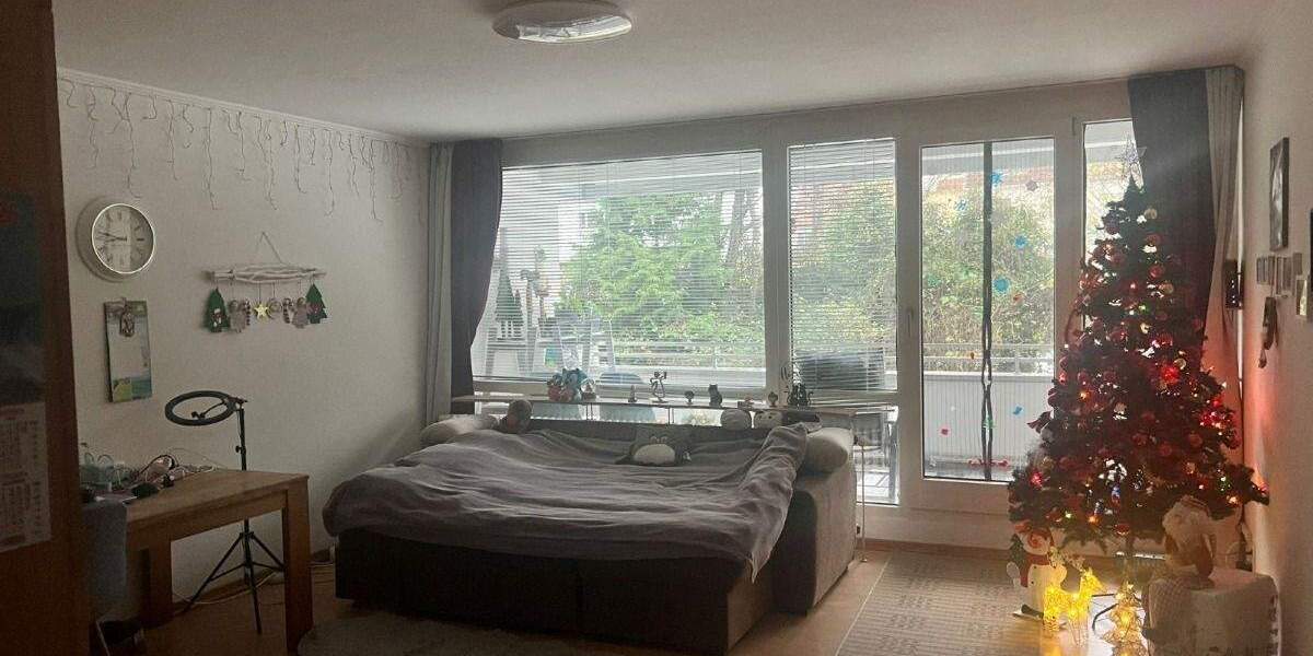 3 Zimmer Wohnung in ruhiger Lage mit Schwimmbad 3 zimmer