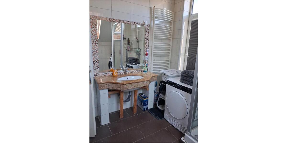 Dachgeschoßwohnung Delmenhorst Bungerhof - 4 Zimmer, 100 m&sup2;, 1.100&euro; | Angebot:26276110