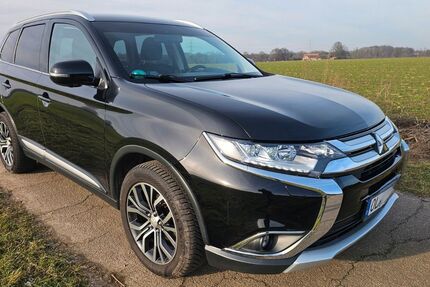Mitsubishi Outlander 142.000 km 13.600 &euro; Ganderkesee 27777