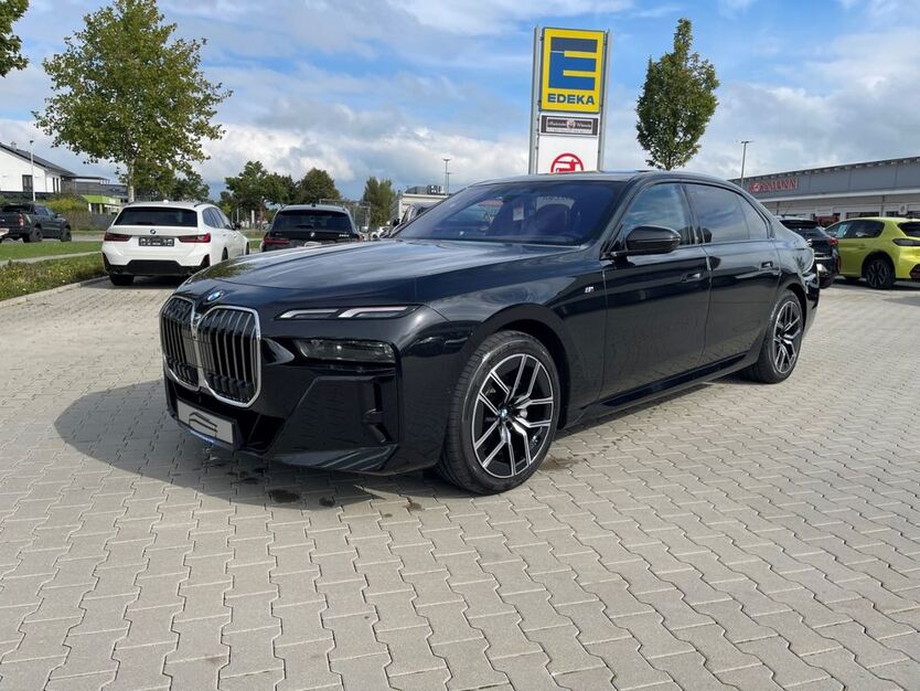 BMW 740 13.100 km 95.900 € Hatten 26209