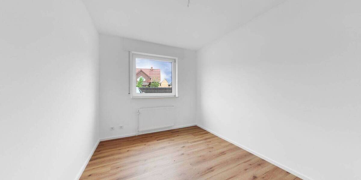 Etagenwohnung Dünsen - 4 Zimmer, 105 m&sup2;, 229.000&euro; | Angebot:26909654