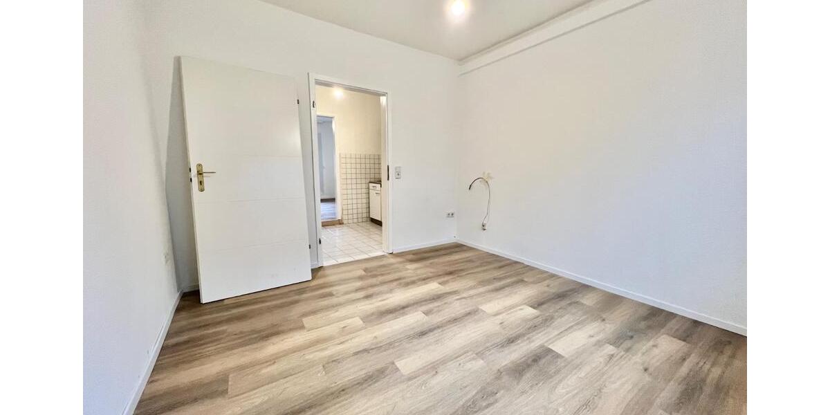 Etagenwohnung Bremen Neustadt - 2 Zimmer, 11 m&sup2;, 275&euro; | Angebot:25931219
