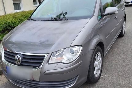 VW Touran 239.000 km 5.200 &euro; Bremen 28239