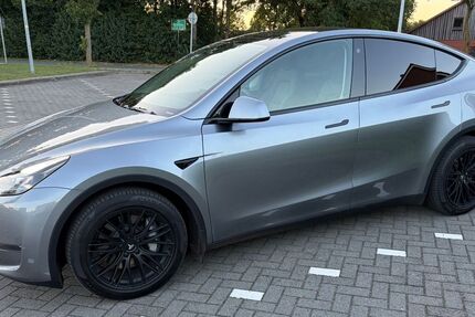Tesla Model Y 45.700 km 39.800 &euro; Beckeln 27243