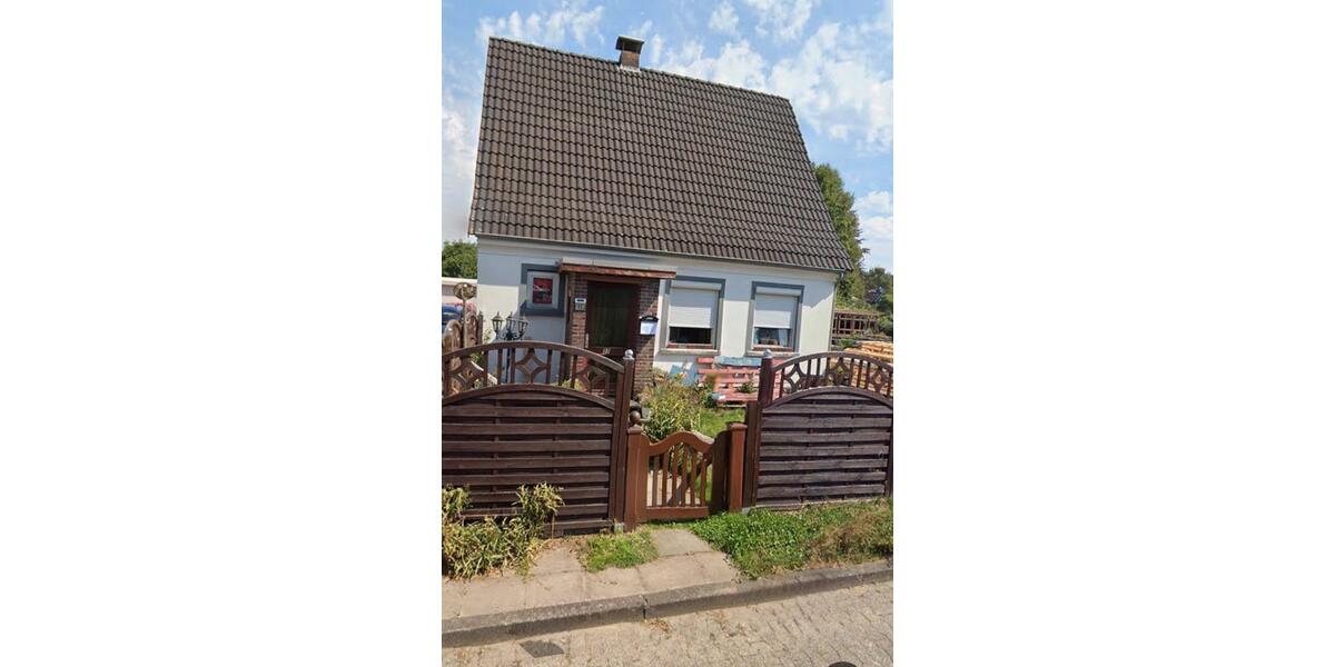 Einfamilienhaus Tarmstedt - 8 Zimmer, 160 m&sup2;, 260.000&euro; | Angebot:26629839