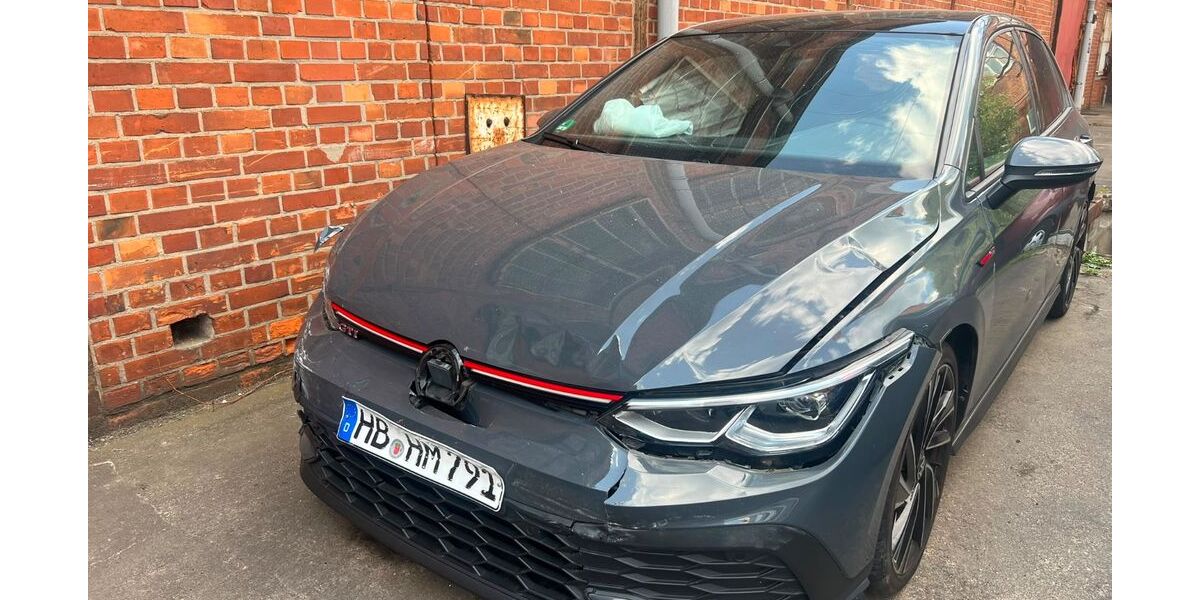 VW Golf 77.000 km 18.900 &euro; Bremen 28201