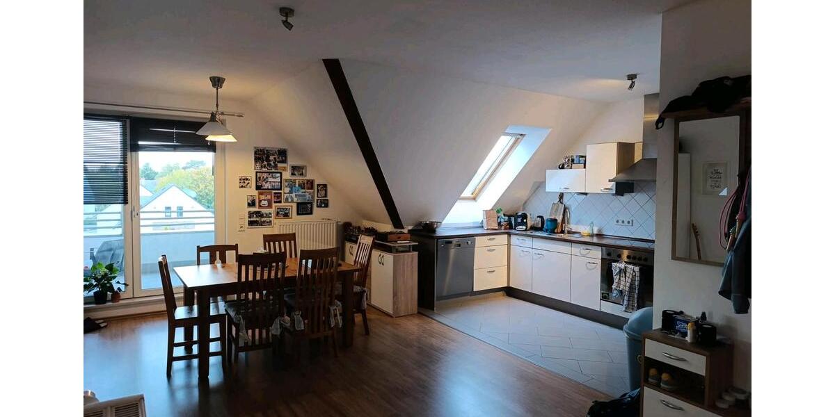 Dachgeschoßwohnung Bremen Blumenthal - 2 Zimmer, 77 m&sup2;, 790&euro; | Angebot:27732612