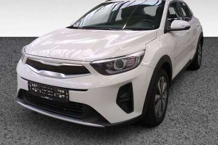 Kia Stonic 9.438 km 19.980 &euro; Bremen 28357