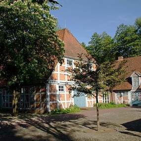 Theater in OHZ: Avendroot 15.03.2026 Kulturzentrum Gut Sandbeck