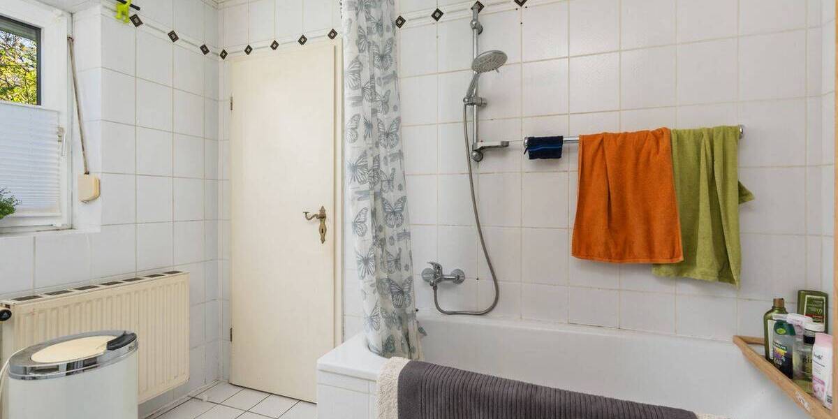 Einfamilienhaus Bremen Oberneuland - 6 Zimmer, 164 m&sup2;, 469.000&euro; | Angebot:26819973