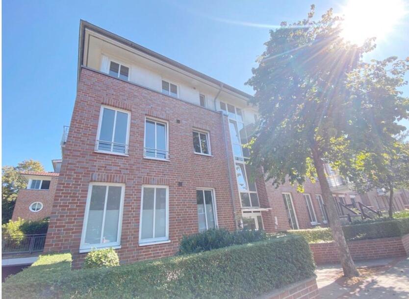 Helle Maisonette Wohnung mit großer Loggia Bremen-Lehesterdeich 2 zimmer