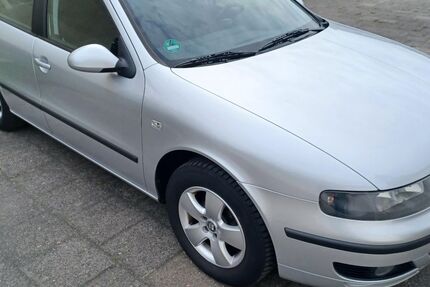 Seat Leon 147.200 km 2.290 &euro; Bremen St. Magnus 28759