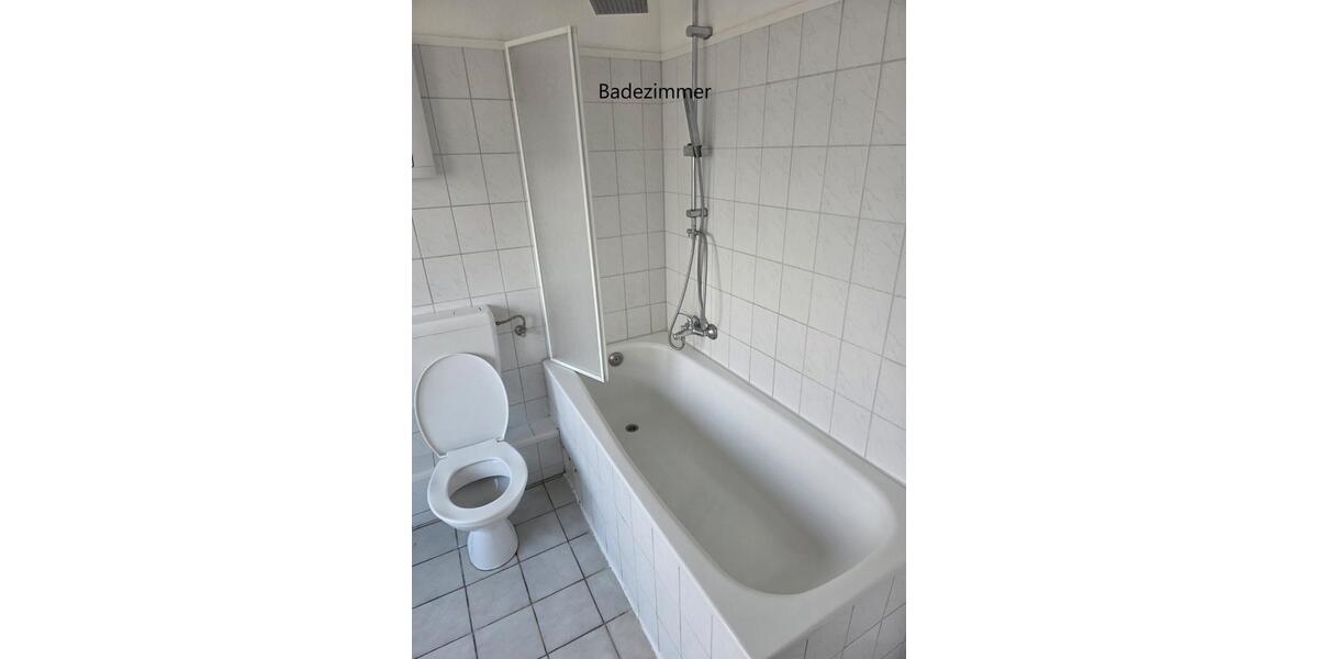 Etagenwohnung Bremen Häfen - 3 Zimmer, 115 m&sup2;, 800&euro; | Angebot:26145747