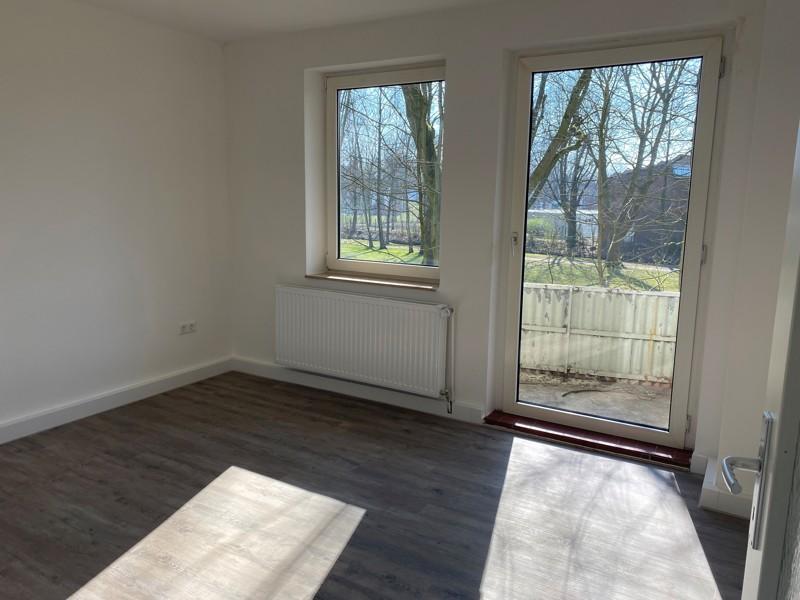 Renovierte 3-Zimmer-Wohnung mit Balkon zimmer
