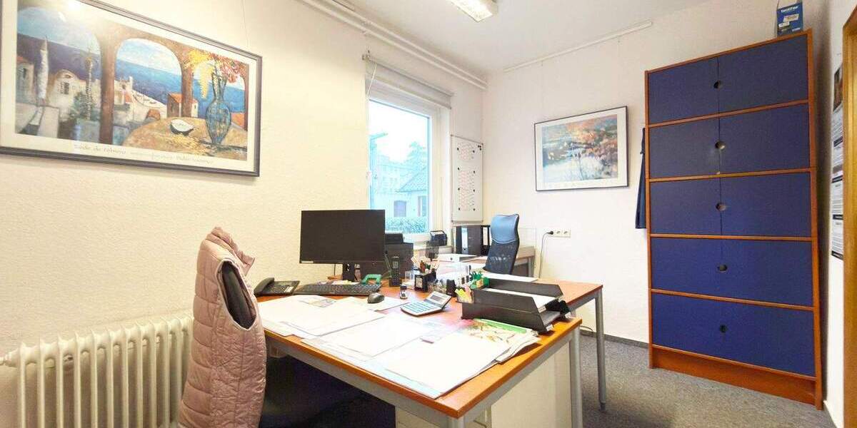 Gewerbeobjekt Bremen Kirchhuchting - 8 Zimmer, 451 m&sup2;, 389.000&euro; | Angebot:25771365