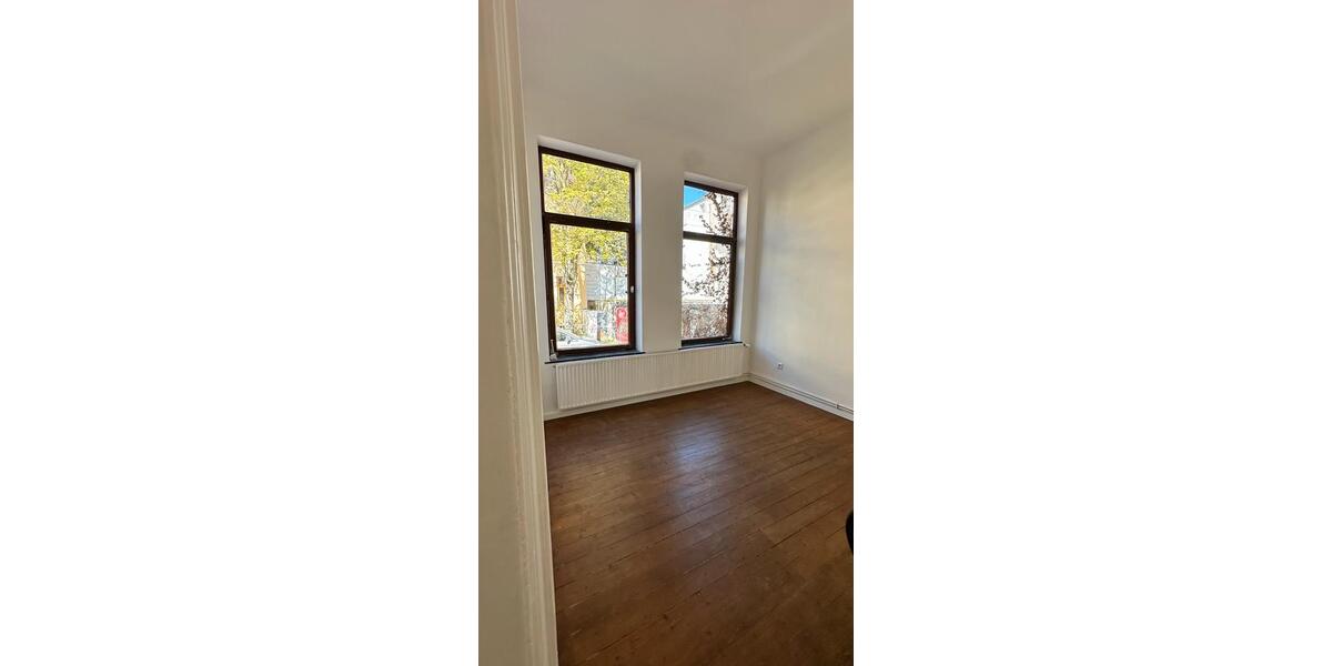 Etagenwohnung Bremen Hemelingen - 4 Zimmer, 95 m&sup2;, 1.650&euro; | Angebot:26519880