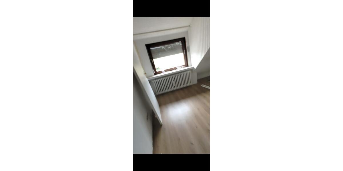 Etagenwohnung Bremen Hemelingen - 4 Zimmer, 94 m&sup2;, 1.000&euro; | Angebot:26368442