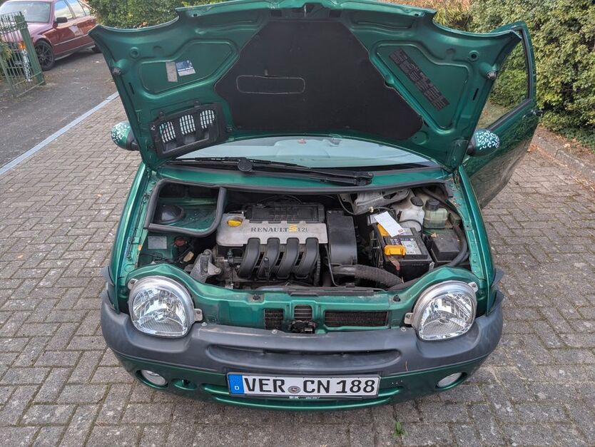 Renault Twingo 225.000 km 1.568 € Oyten 28876