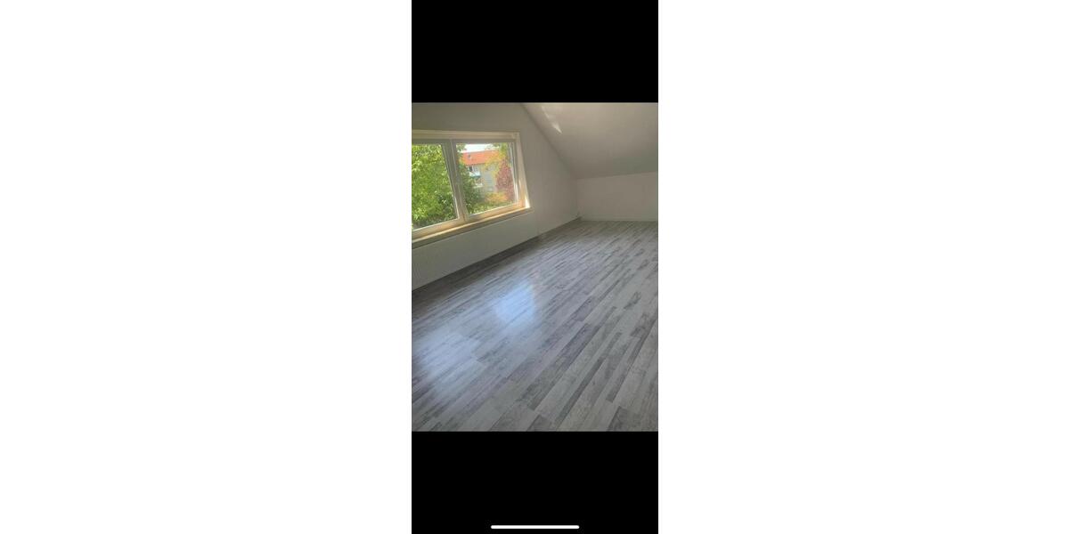 Dachgeschoßwohnung Bremen Huchting - 2 Zimmer, 75 m&sup2;, 730&euro; | Angebot:26632632