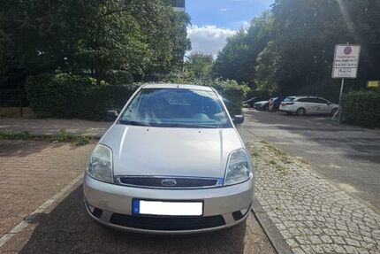 Ford Fiesta 190.000 km 1.500 € Bremen 28207