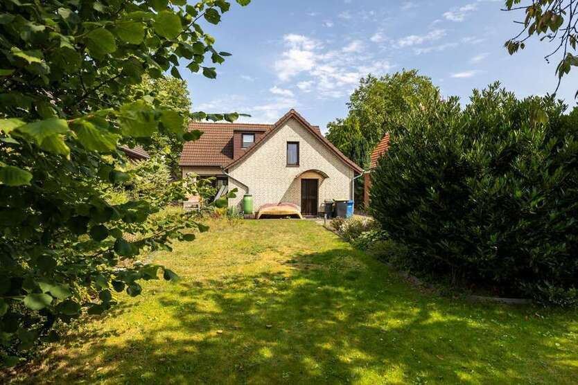 Haus zum Kaufen in Delmenhorst 178.000 € 90 m²