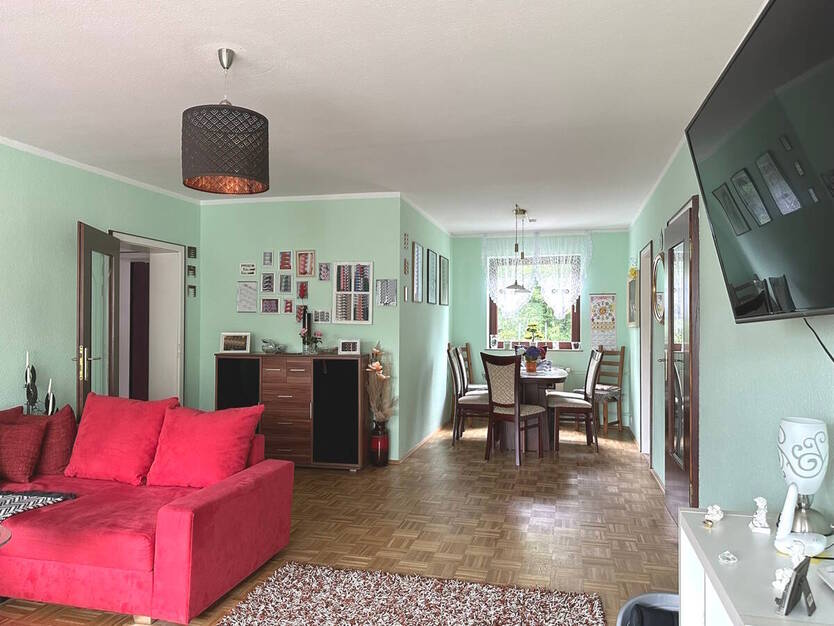 PURNHAGEN-IMMOBILIEN - 4-Zimmer-Eigentumswohnung mit Loggia und Tiefgaragenstellplatz in Bremen-Lesum 4 zimmer