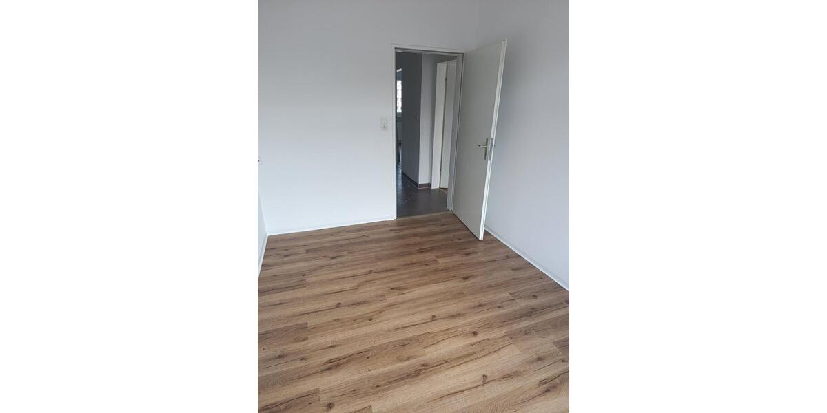 Reihenhaus Syke - 4 Zimmer, 94 m&sup2;, 990&euro; | Angebot:25421250