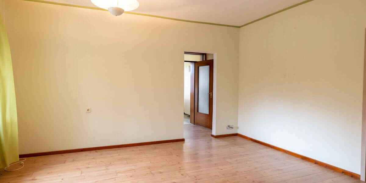 Etagenwohnung Ganderkesee Neuenlande - 6 Zimmer, 145 m&sup2;, 137.000&euro; | Angebot:25846192