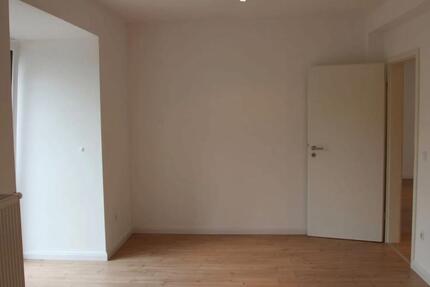 Wohnung Bremen Walle - 3 Zimmer, 131 m&sup2;, 1.400&euro; | Angebot:27533202