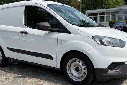 Ford Transit Courier 49.930 km 8.990 &euro; Bremen 28329