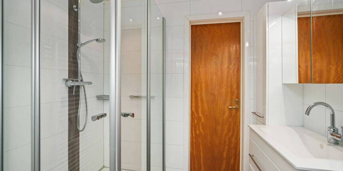 Reihenmittelhaus Bremen Grohn - 5 Zimmer, 124 m&sup2;, 259.000&euro; | Angebot:26891657