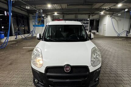 Fiat Doblo 130.000 km 2.700 &euro; Bremen. 28779