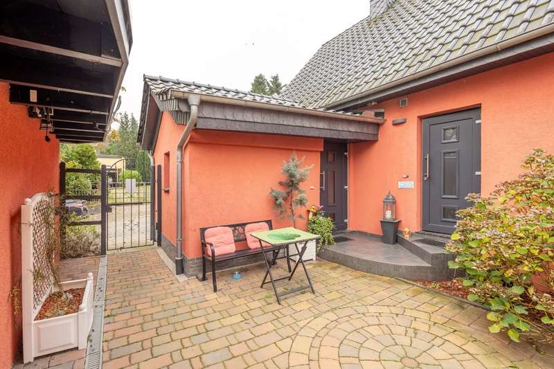 Haus zum Kaufen in Bremen Grohn 329.000 € 147 m²