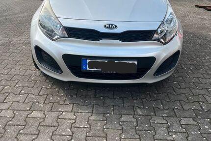 Kia Rio 142.000 km 2.700 &euro; Ritterhude 27721