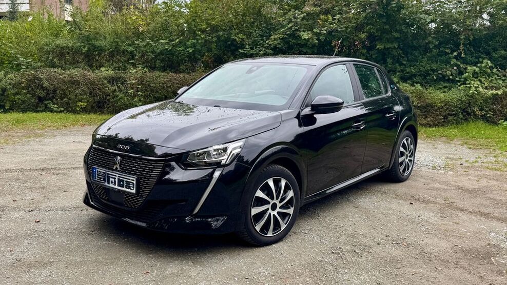 Peugeot 208 42.780 km 14.990 € Bremen 28209