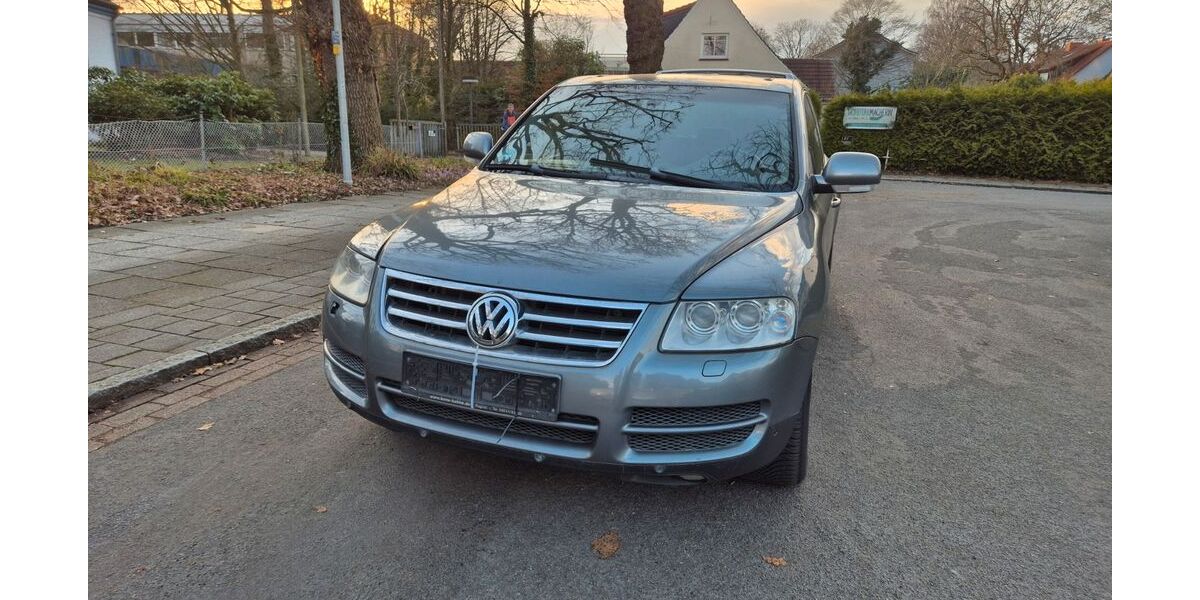 VW Touareg 241.000 km 3.250 &euro; Bremen 28259