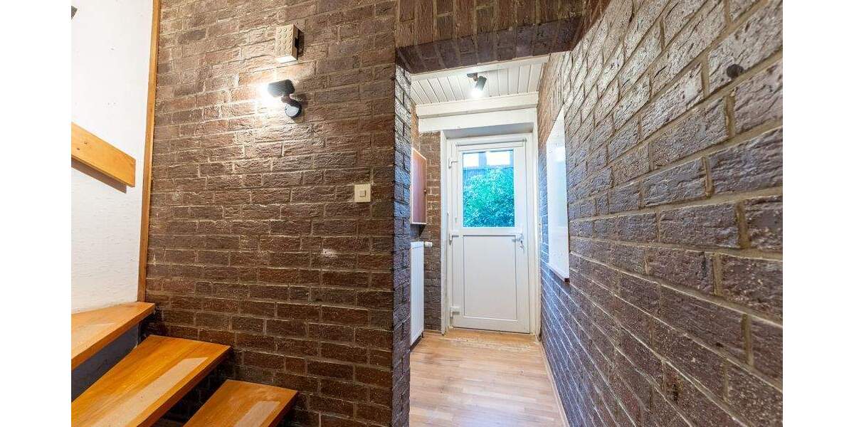 Einfamilienhaus Bremen / Oberneuland Oberneuland - 8 Zimmer, 220 m&sup2;, 499.000&euro; | Angebot:25680902