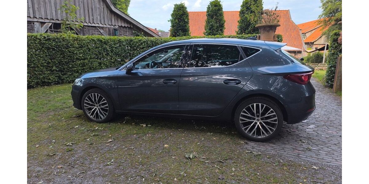 Seat Leon 84.500 km 17.499 &euro; Hude (Oldb) 27798