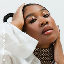 Rose May Alaba 21.03.2026 Lila Eule