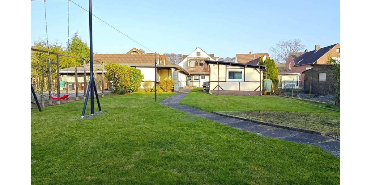 Mehrfamilienhaus, Wohnhaus Bremen Burg-Grambke - 6 Zimmer, 150 m&sup2;, 295.000&euro; | Angebot:25821544