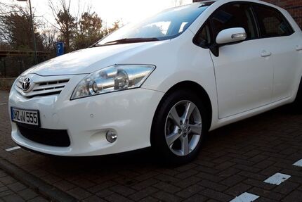 Toyota Auris 71.588 km 6.899 € Schwanewede 28790
